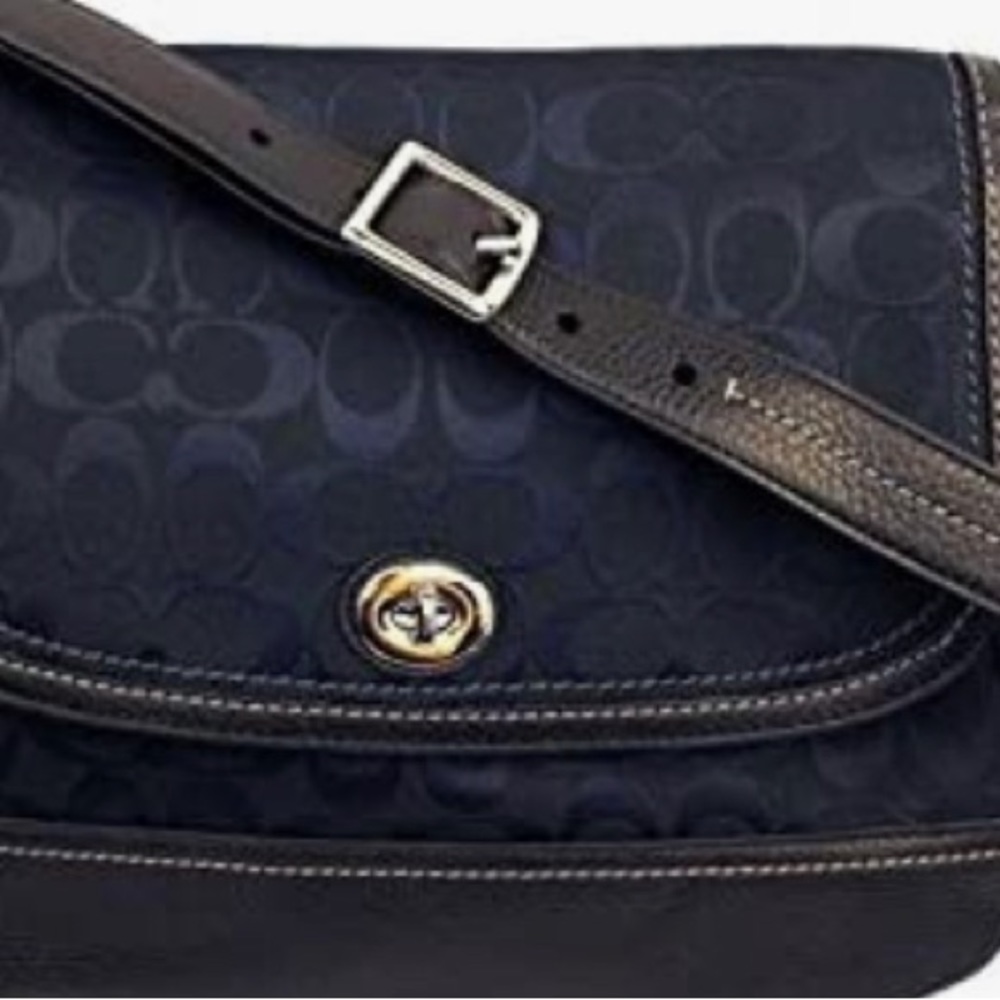 New w/Tags Coach Black/Silver PARK SIGNATURE FLAP BAG F23933 Below $328 Retail